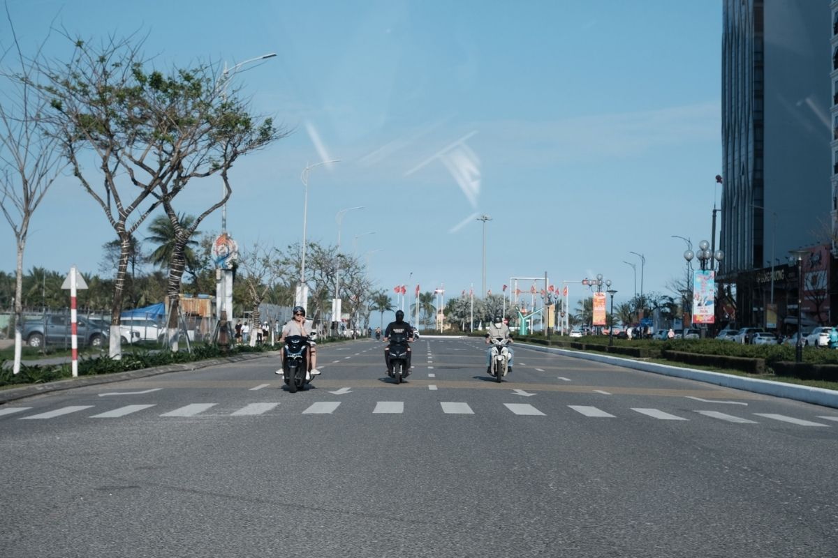 How far Da Nang to Hoi An - Coastal Road