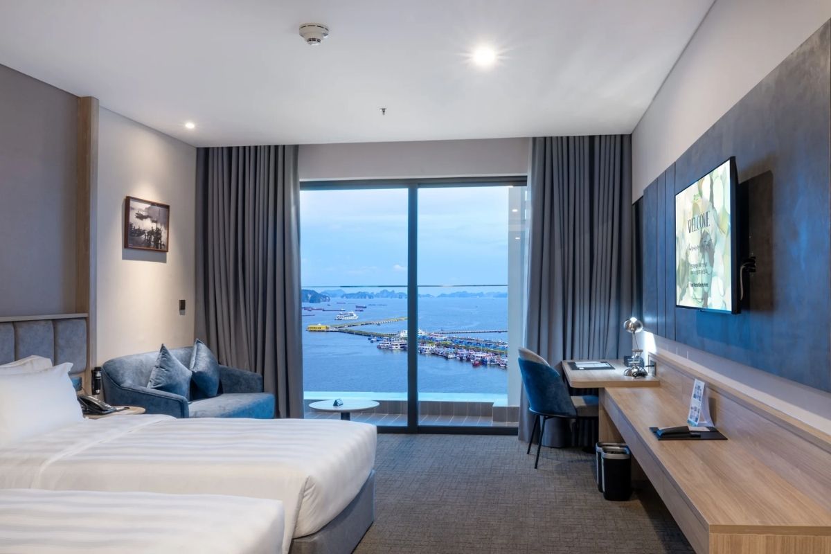 Deluxe Ocean View Room