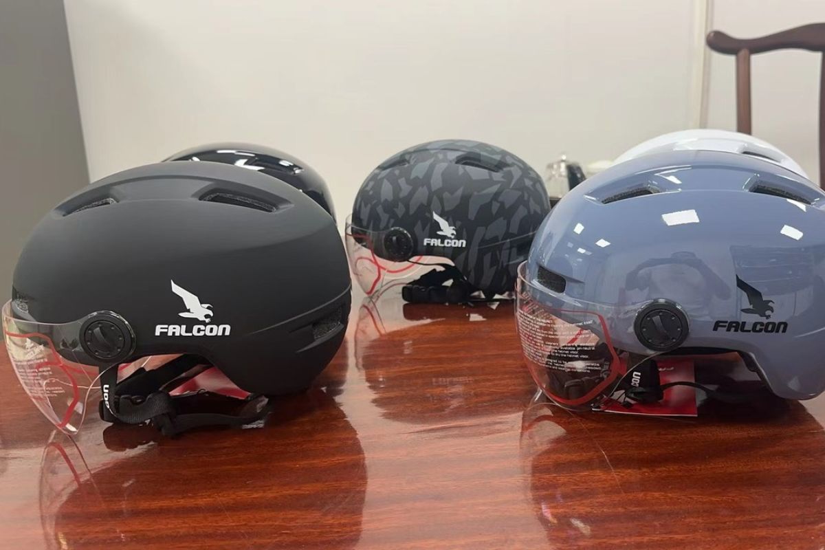  Helmet