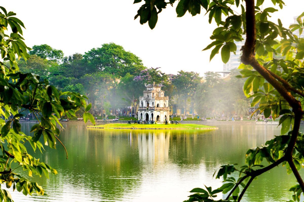 Hoan Kiem Lake