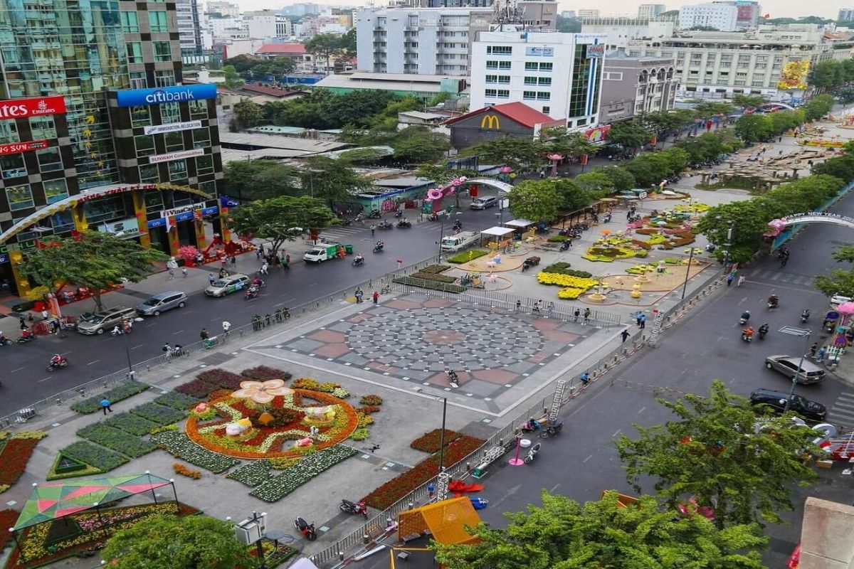 Nguyen Hue Walking Street
