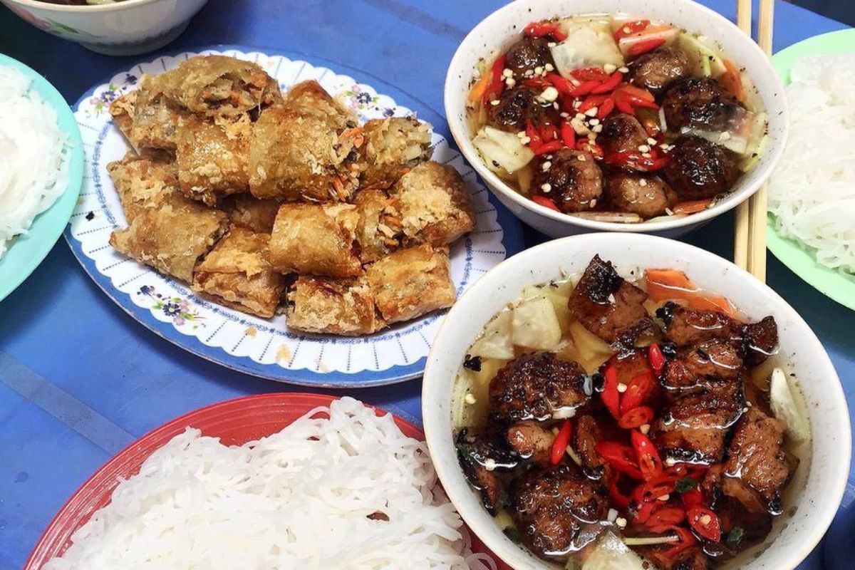 Bun Cha 34 Hang Than is the best food in Hanoi street food restaurant