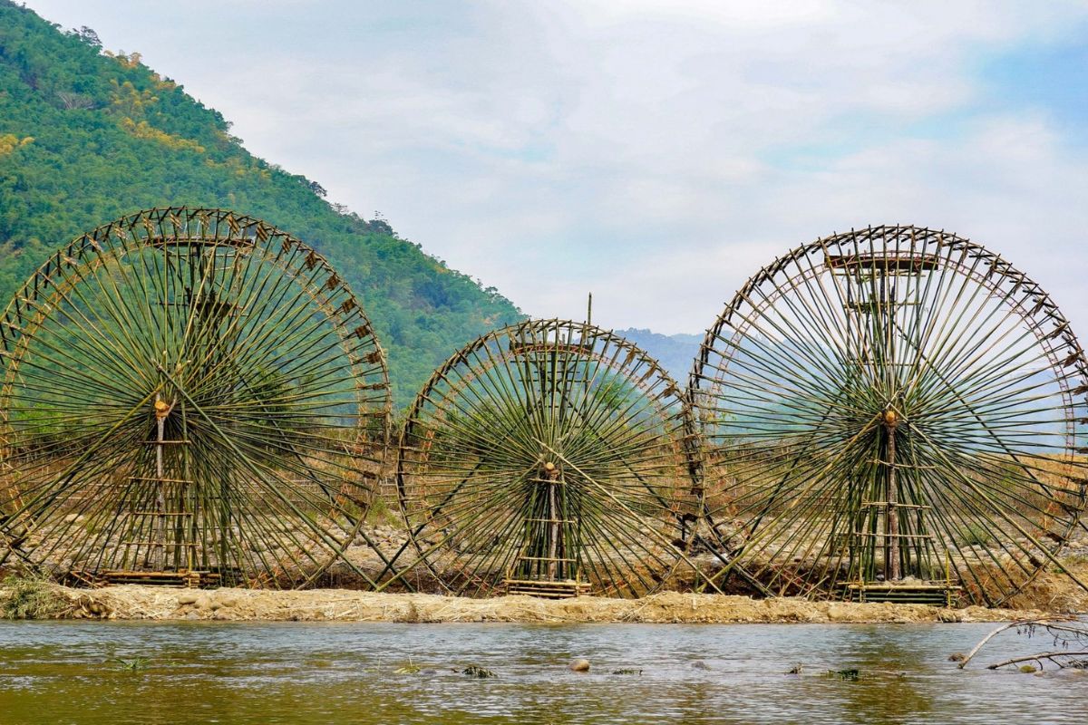 Tien Moi Waterwheels