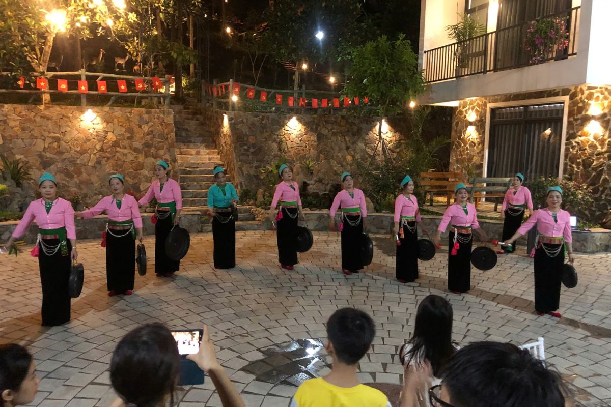Music Nights with Muong People