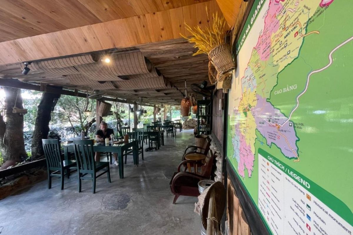 garden cafe  and bar