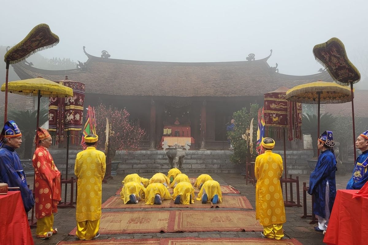 Best time to visit Hanoi: Co Loa Festival.