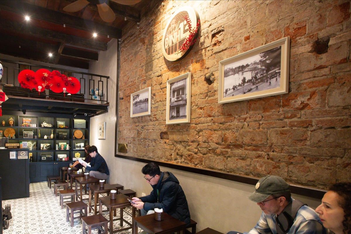 Cafe Dinh