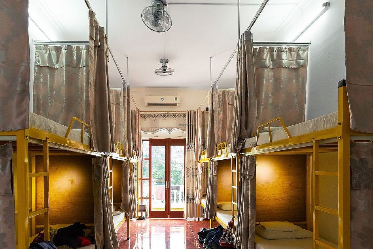 Bong Hostel & Cafe