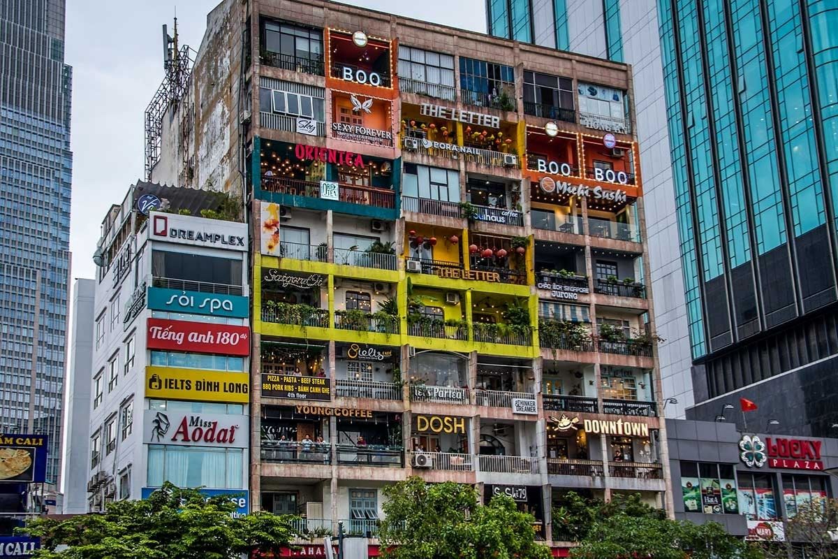 Nguyen Hue Café Apartment is the best Ho Chi Minh Photography Spots