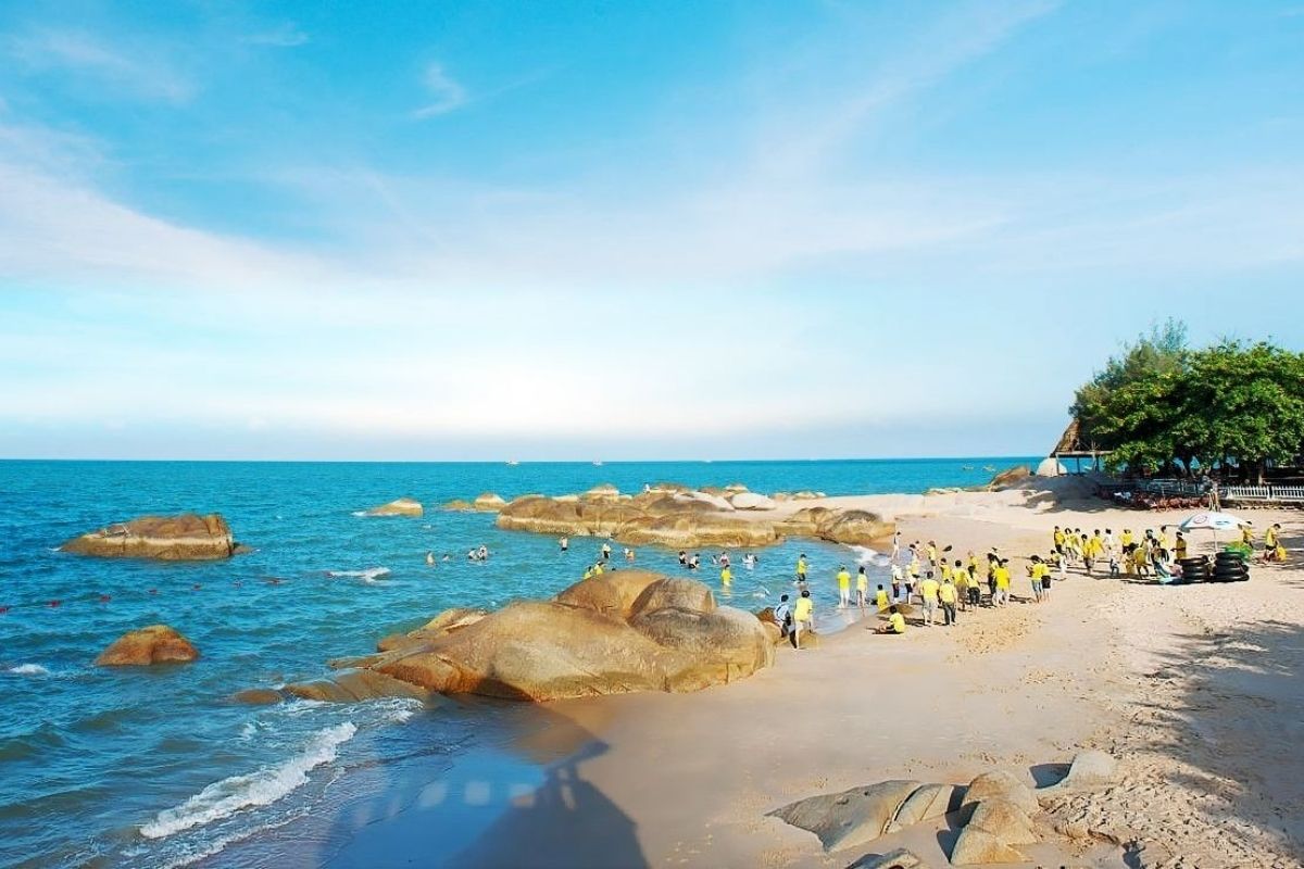 Vung Tau is the top beaches near Ho Chi Minh
