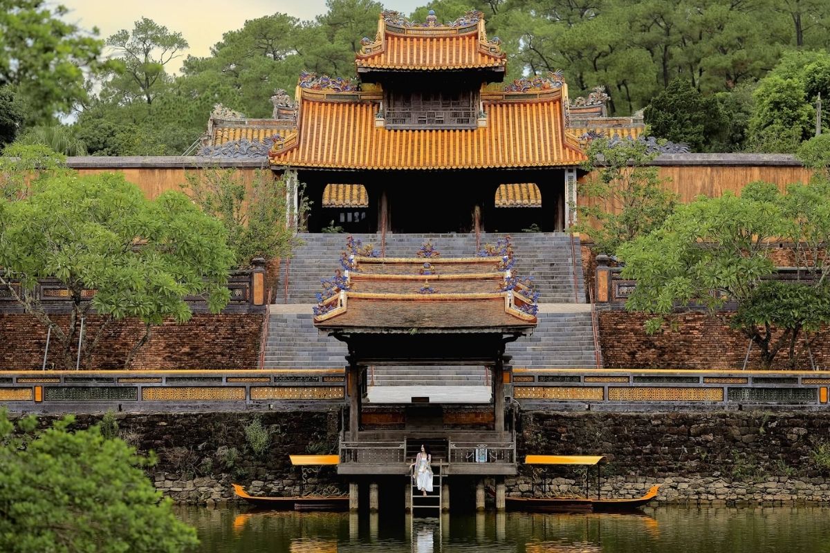 Poetic Tu Duc Tomb highlights Hue attractions