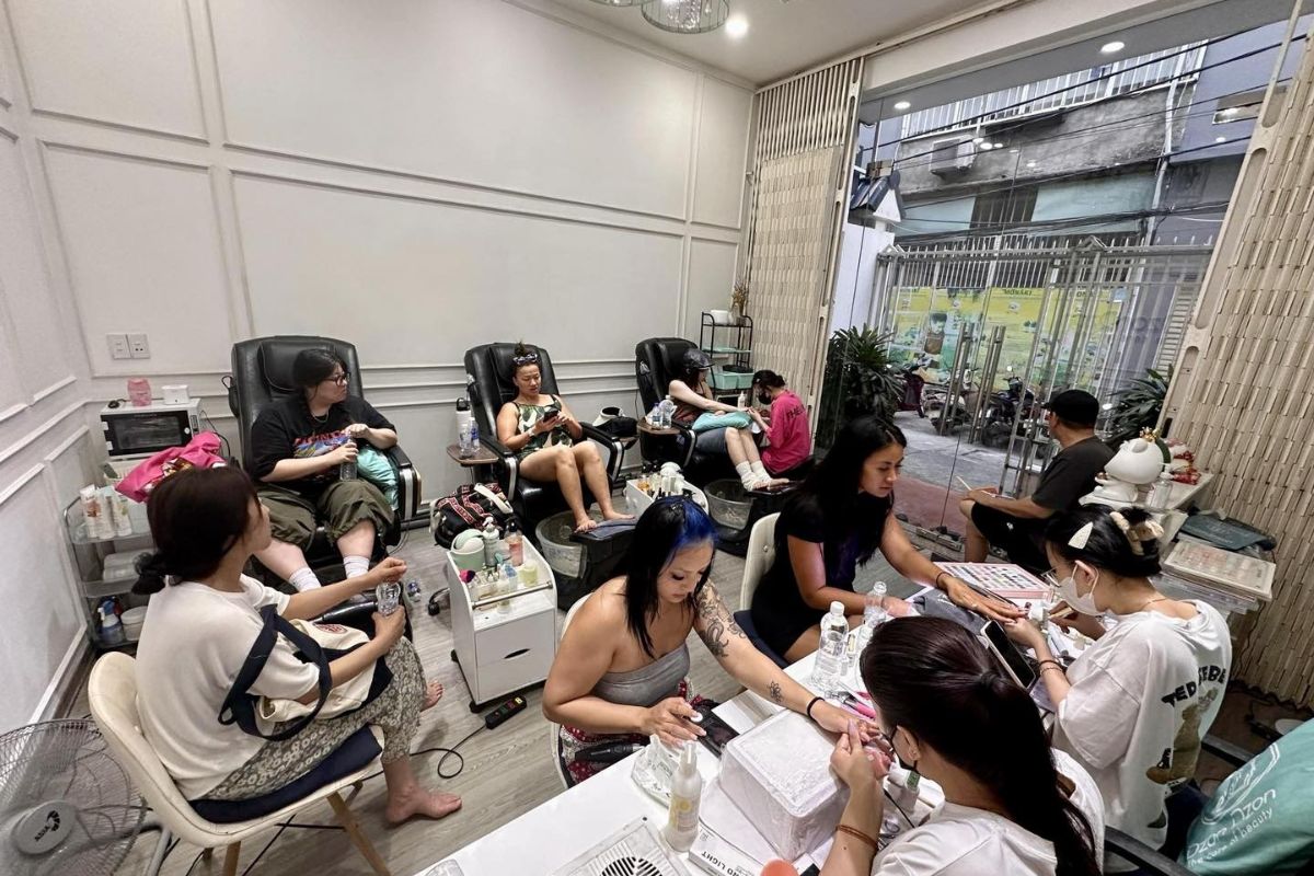 DzonDzon Nails - Nail Salon Da Nang