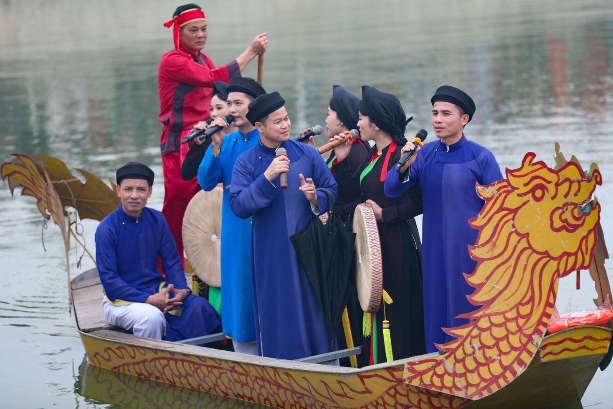 Discover the beauty of Traditional Music in Vietnam with Quan Ho Bac Ninh 