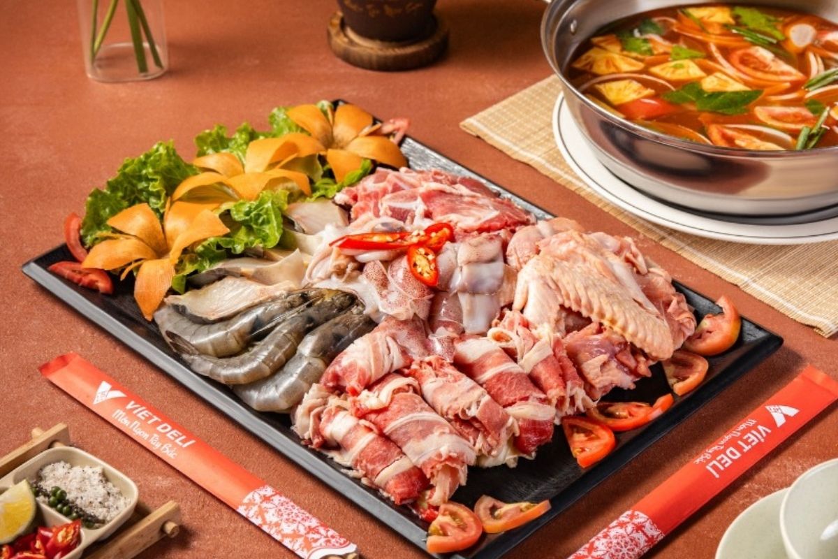 Buffet Lau Thap Cam
