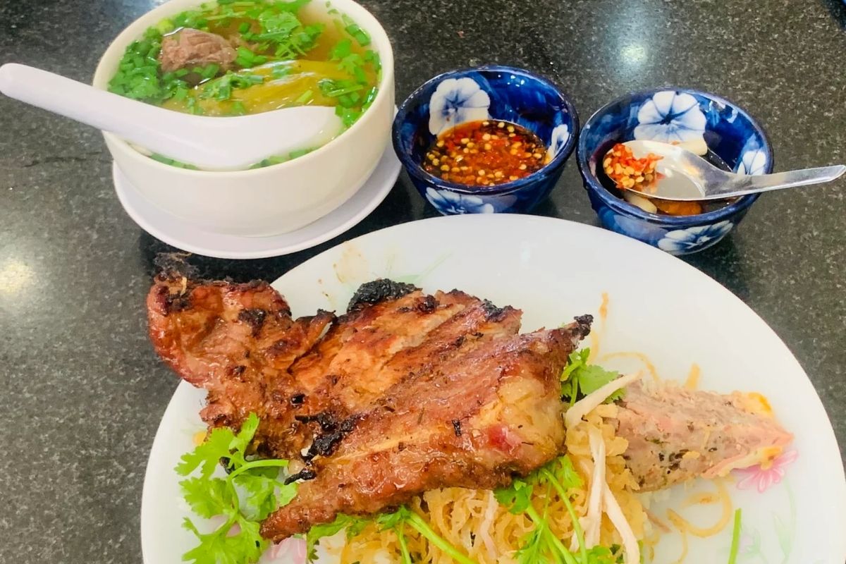 Nguyen Van Cu is the best Com Tam in Ho Chi Minh