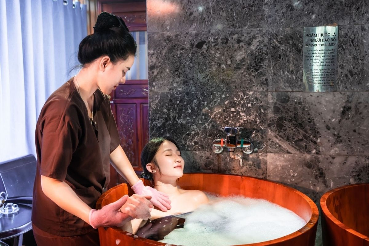 Onsen & Jacuzzi Hydrotherapy in Cham Spa & Massage Da Nang