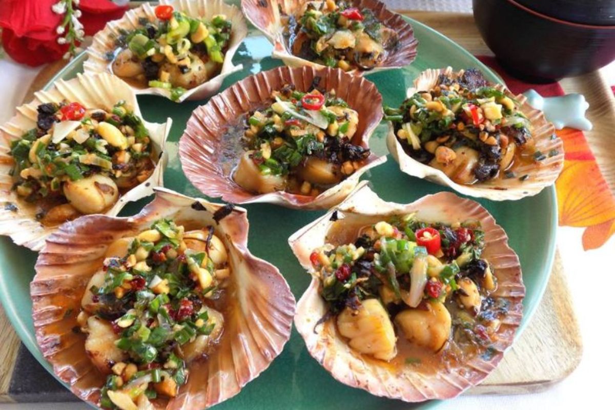Grilled Scallops at Grand World Night Market