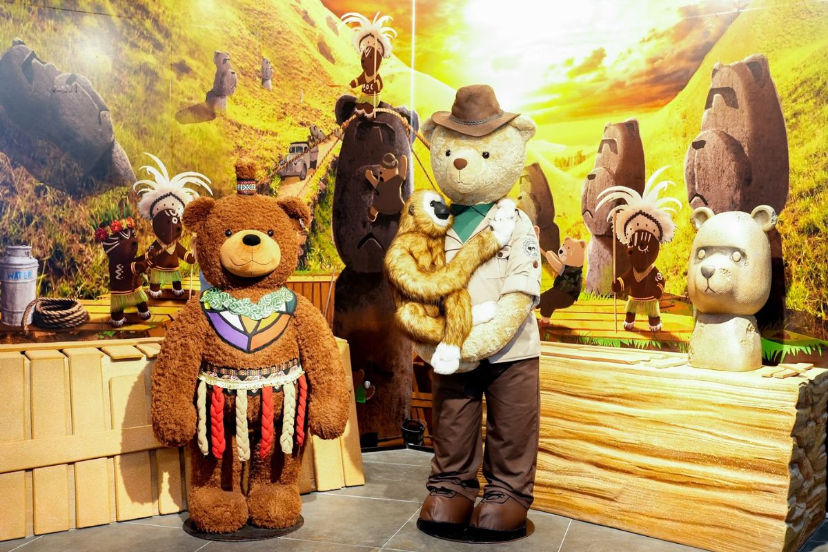 Teddy Bear Museum at Grand World Phu Quoc Tour