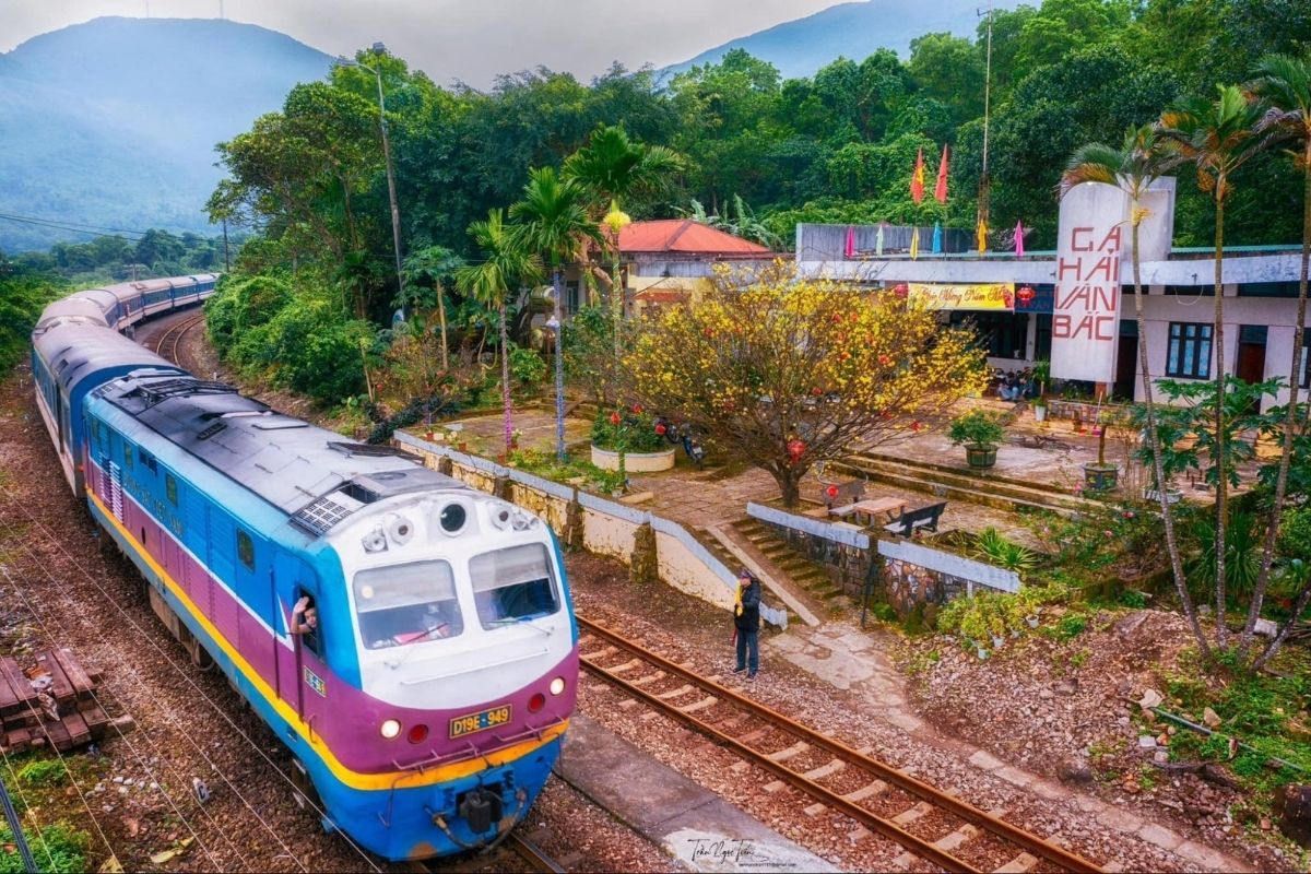 Train from Nha Trang to Ho Chi Minh