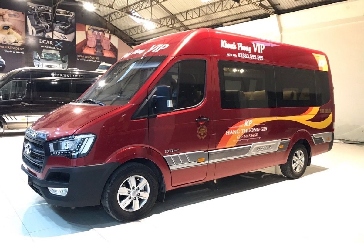 Khanh Phong Bus