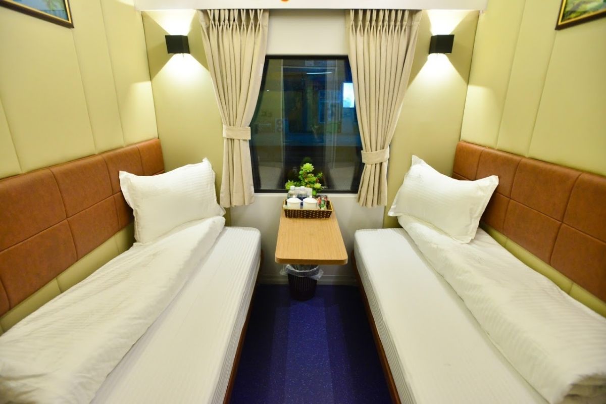 VIP Sleeper (SNT2), Ho Chi Minh to Nha Trang