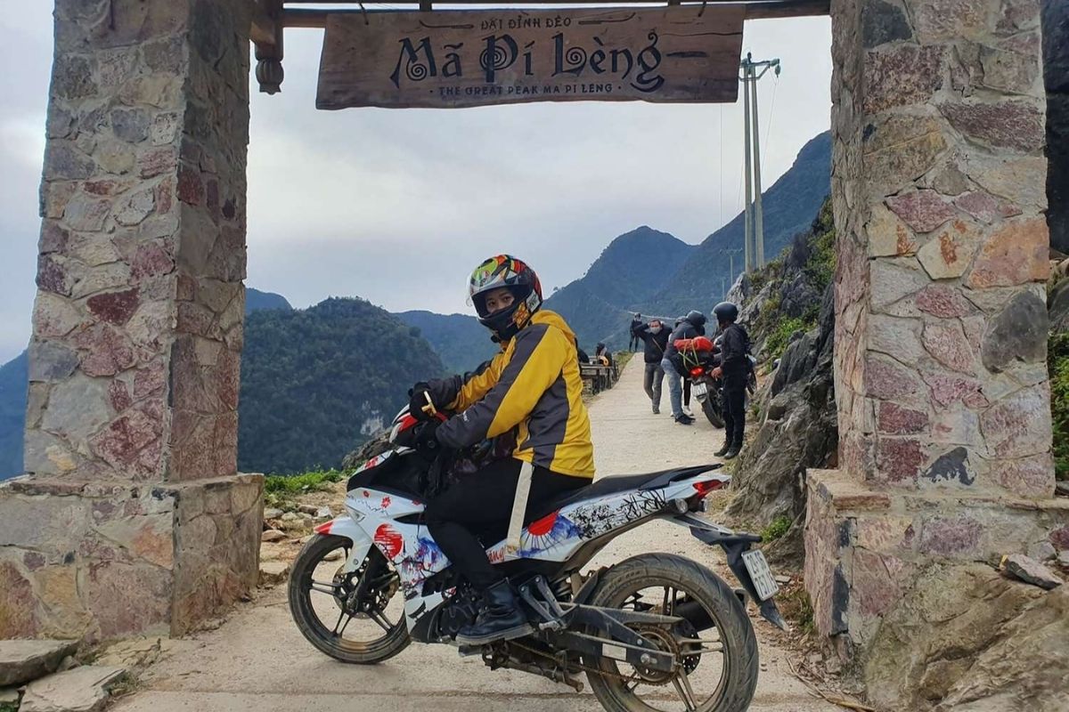 Ma Pi Leng Pass