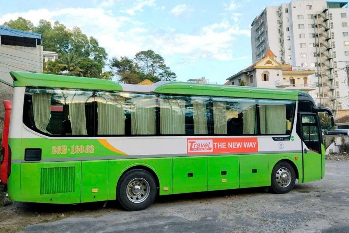 Green Bus: Halong Bay to Ninh