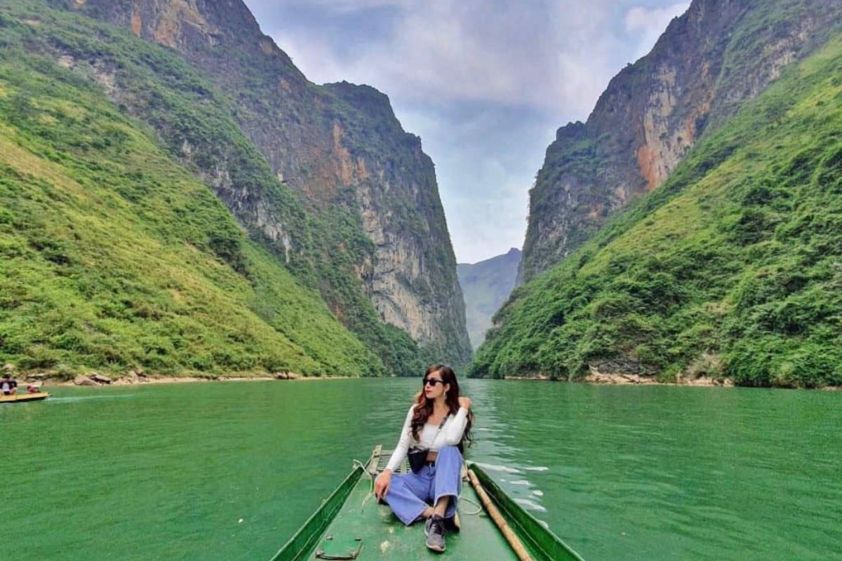 Nho Que River Cruise