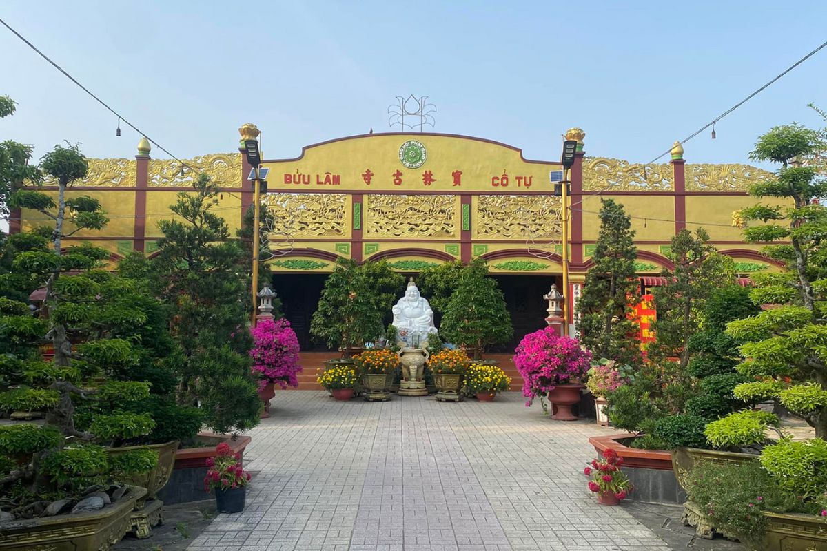 Buu Lam Pagoda