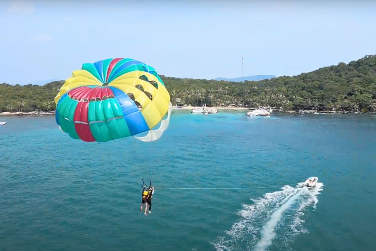 Soar together above Phu Quoc sunset