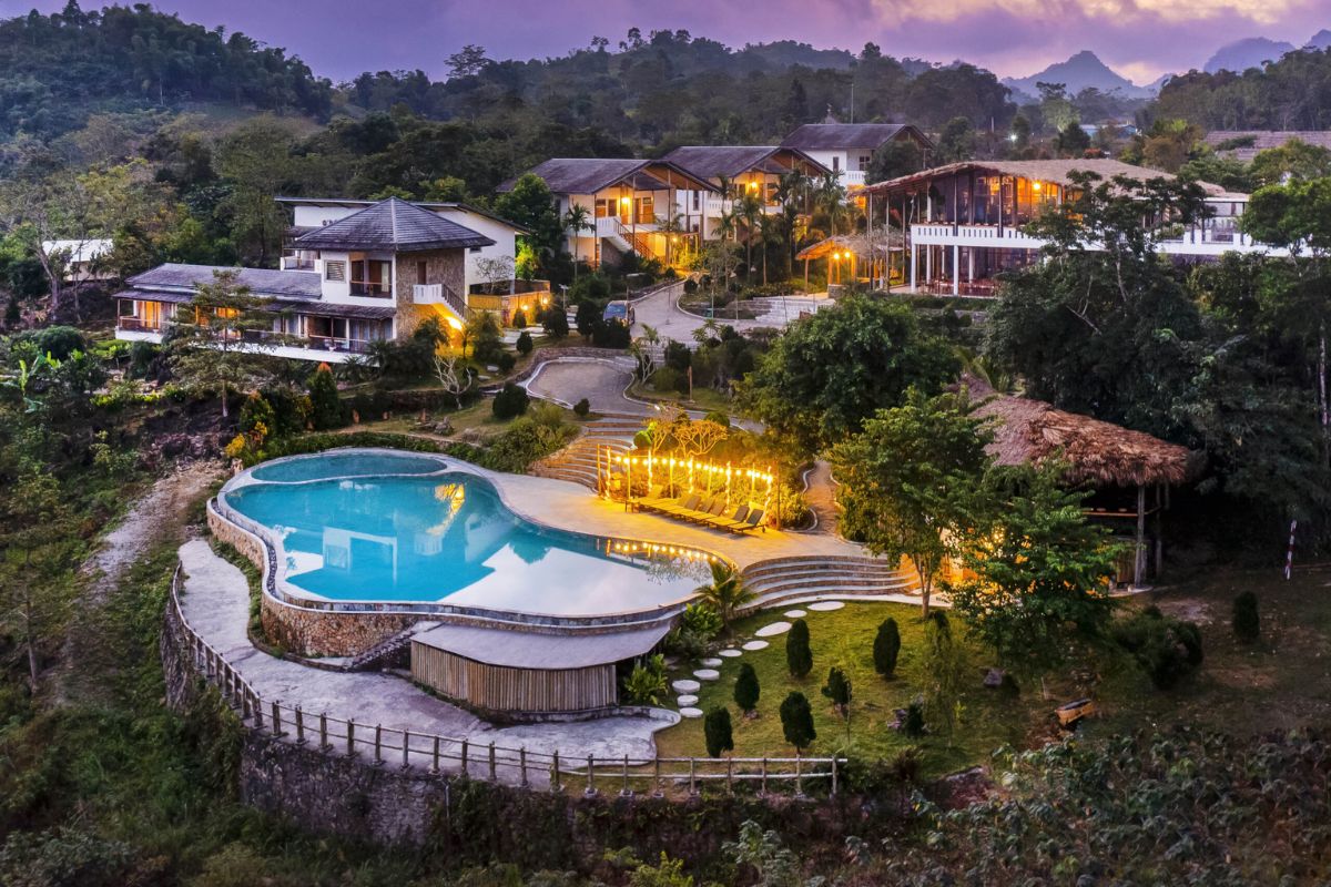 Bakhan Village Resort