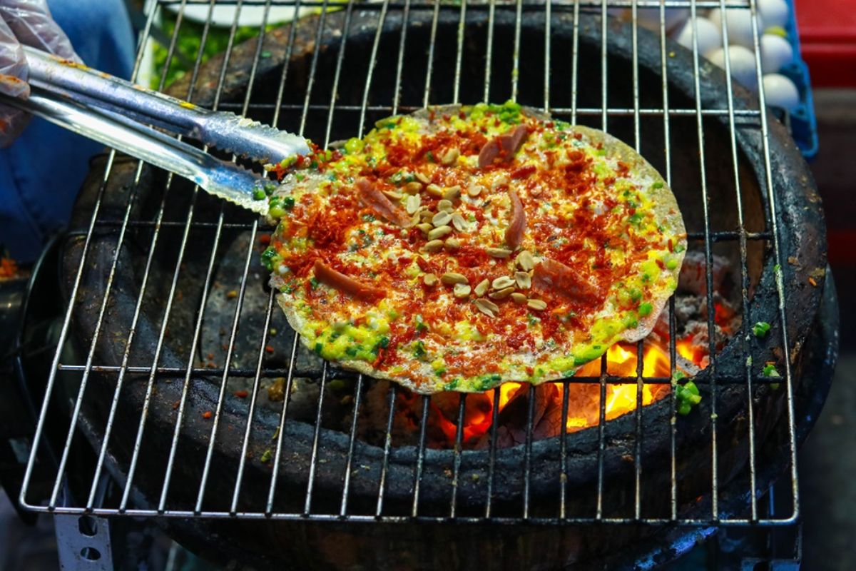 Banh Trang Nuong in Sai Gon
