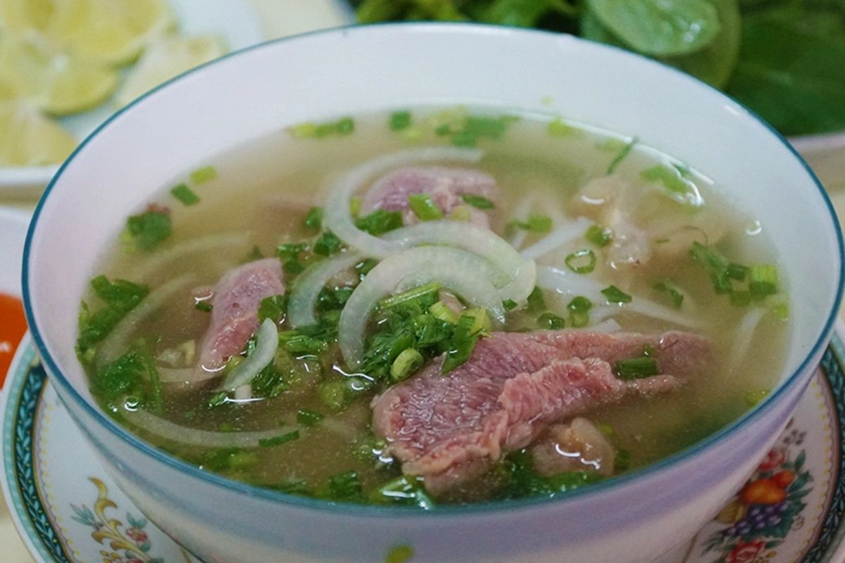 Pho Minh in Ben Nghe Ward 