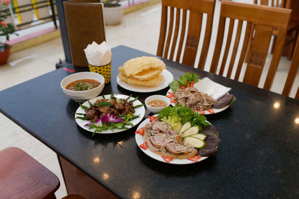 Thang Long Restaurant