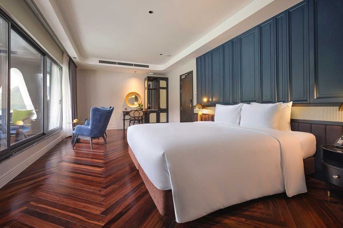 Junior Premium Suite at Elite of the Seas