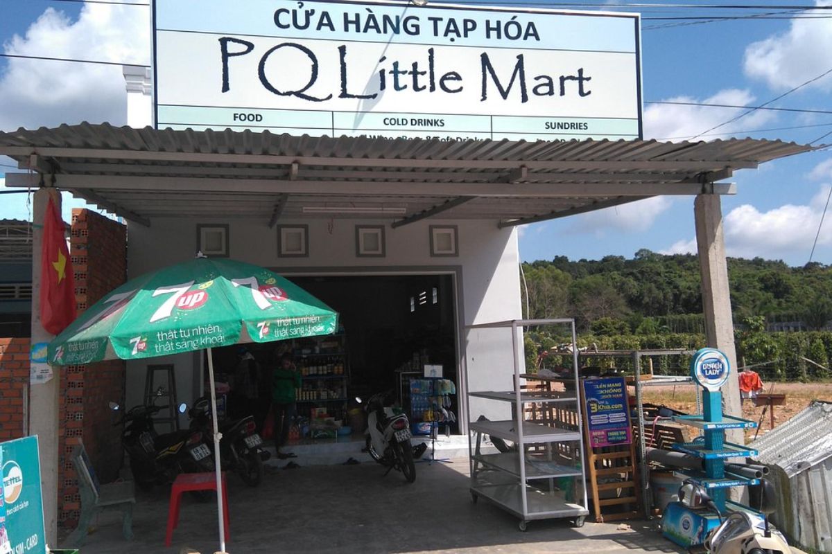 Shopping At PQ Little Mart