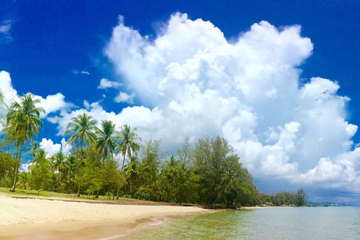 Ong Lang Beach