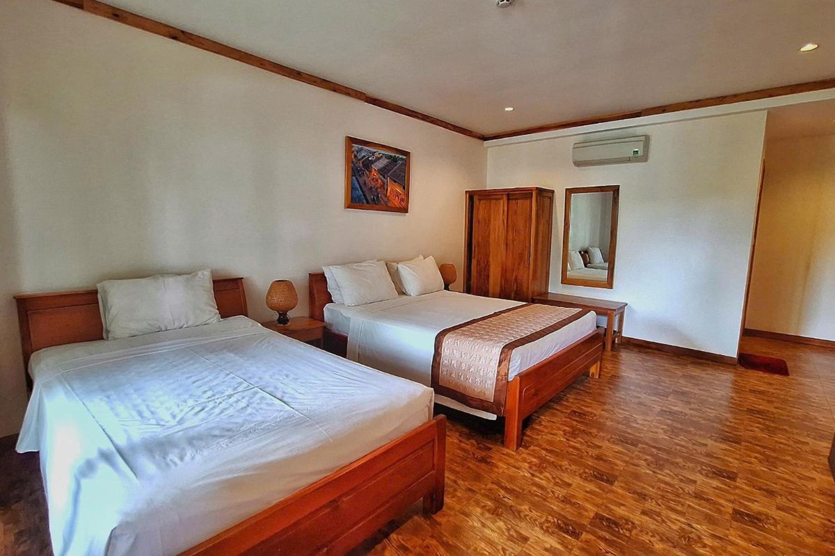 Triple Bungalow with Sea & Pool View