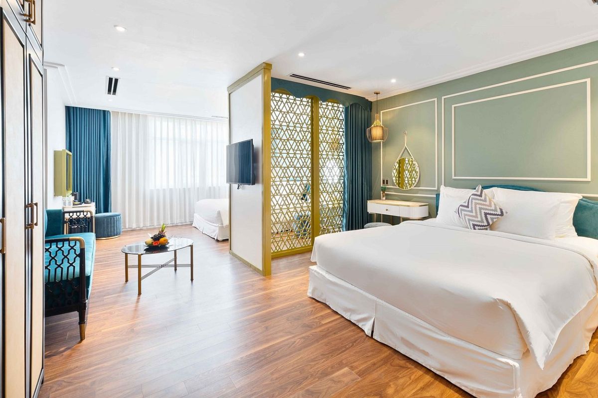 Two-Bedroom Ocean View Apartment