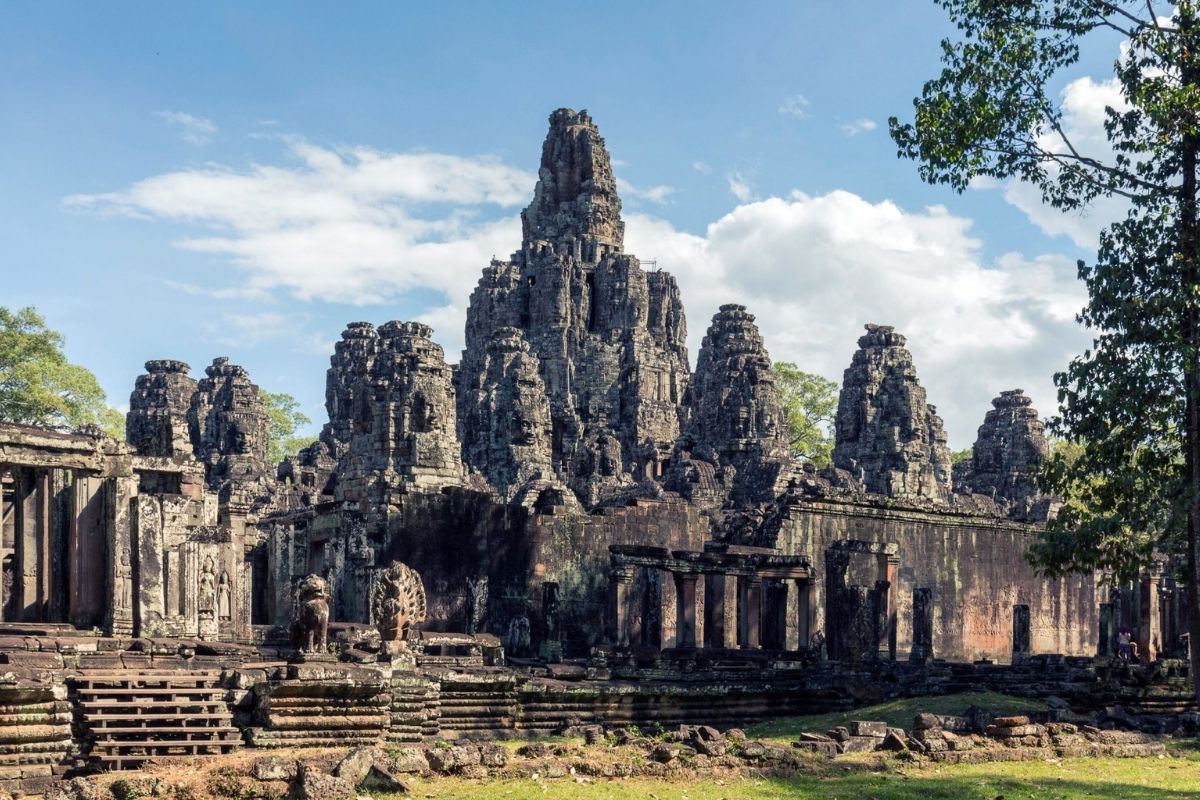 Bayon Temple - Angkor Thom Tour