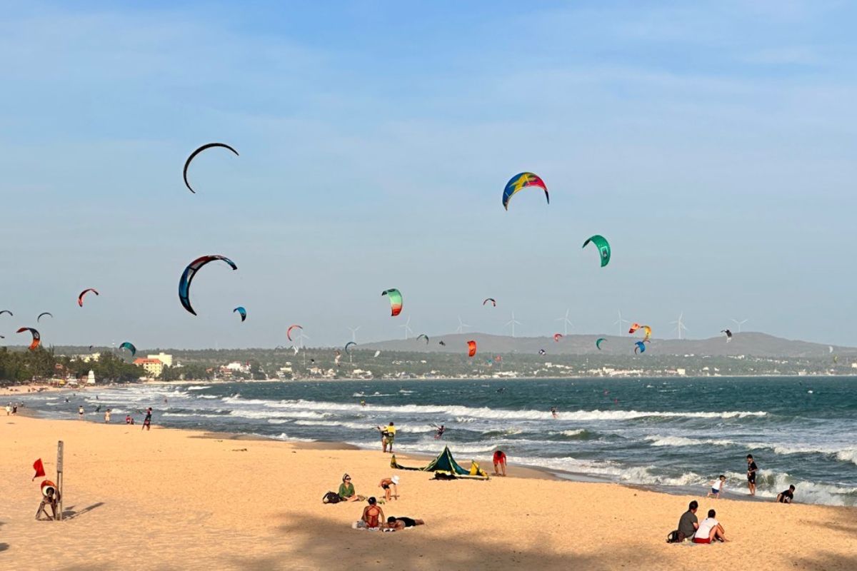 Ham Tien Beach