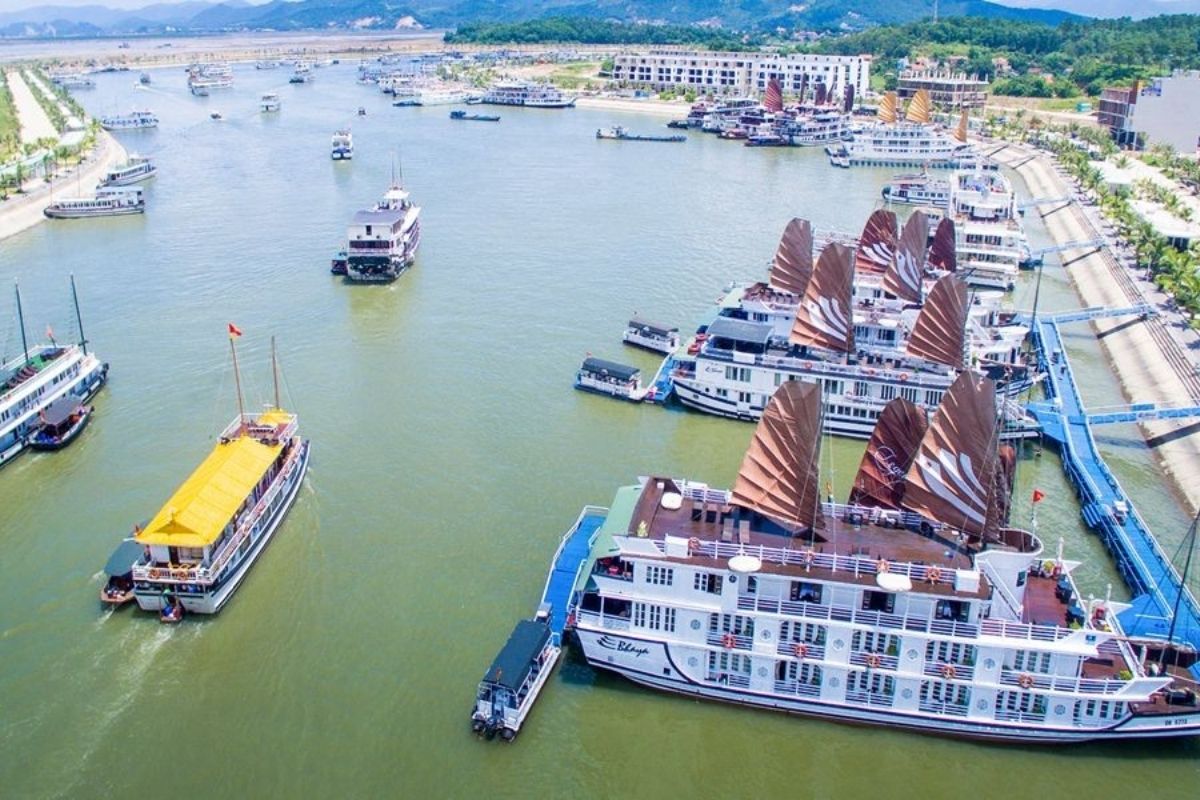 Tuan Chau Port