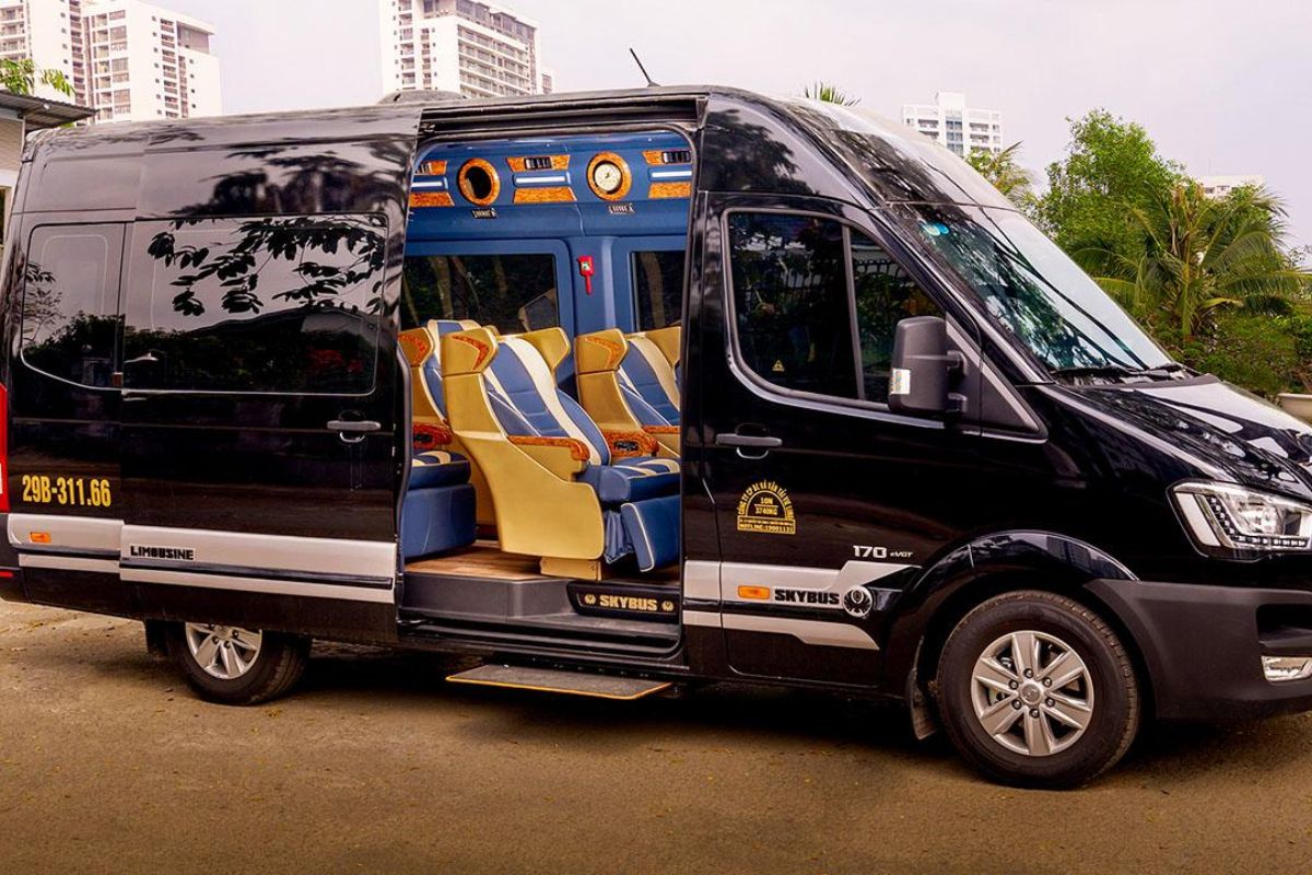 Limousine Services - Bus Ha Noi to Ha Long Bay