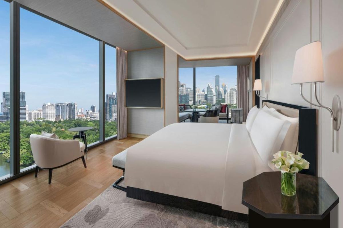 The Ritz-Carlton