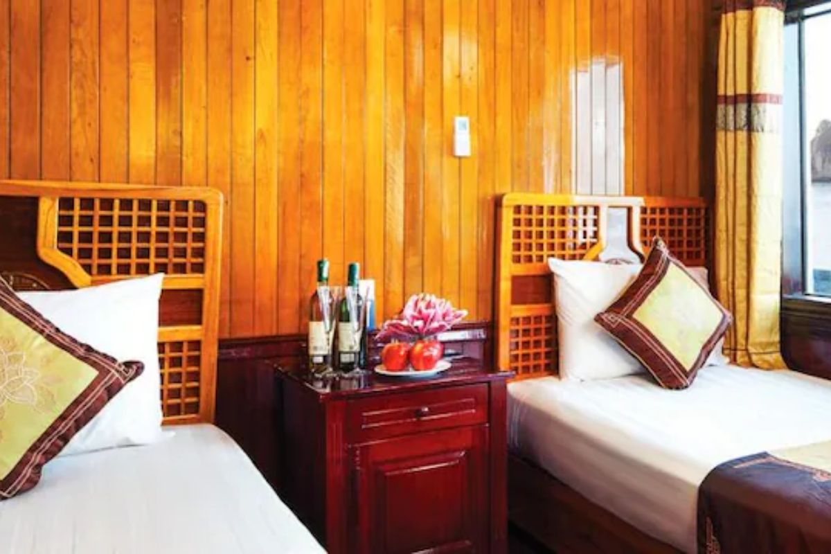 Deluxe Twin Room with Sea View