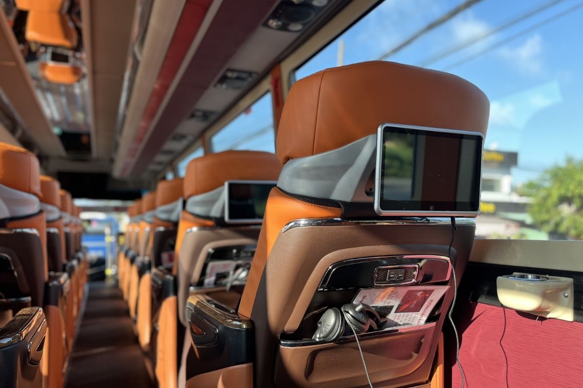 Ngoc Diem VIP Bus - Can Tho to Ho Chi Minh City 