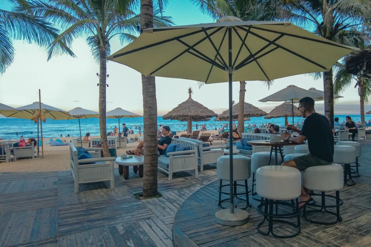 Maia Beach Lounge - Da Nang Nightlife