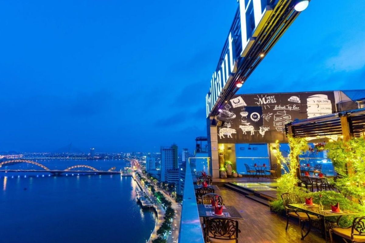 Brilliant Top Bar - Da Nang Nightlife