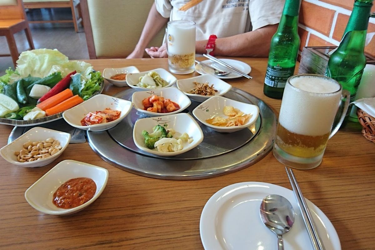 Mr. BBQ & Ssam in R3-38 Hung Phuoc 1 in District 7 Ho Chi Minh Vietnam