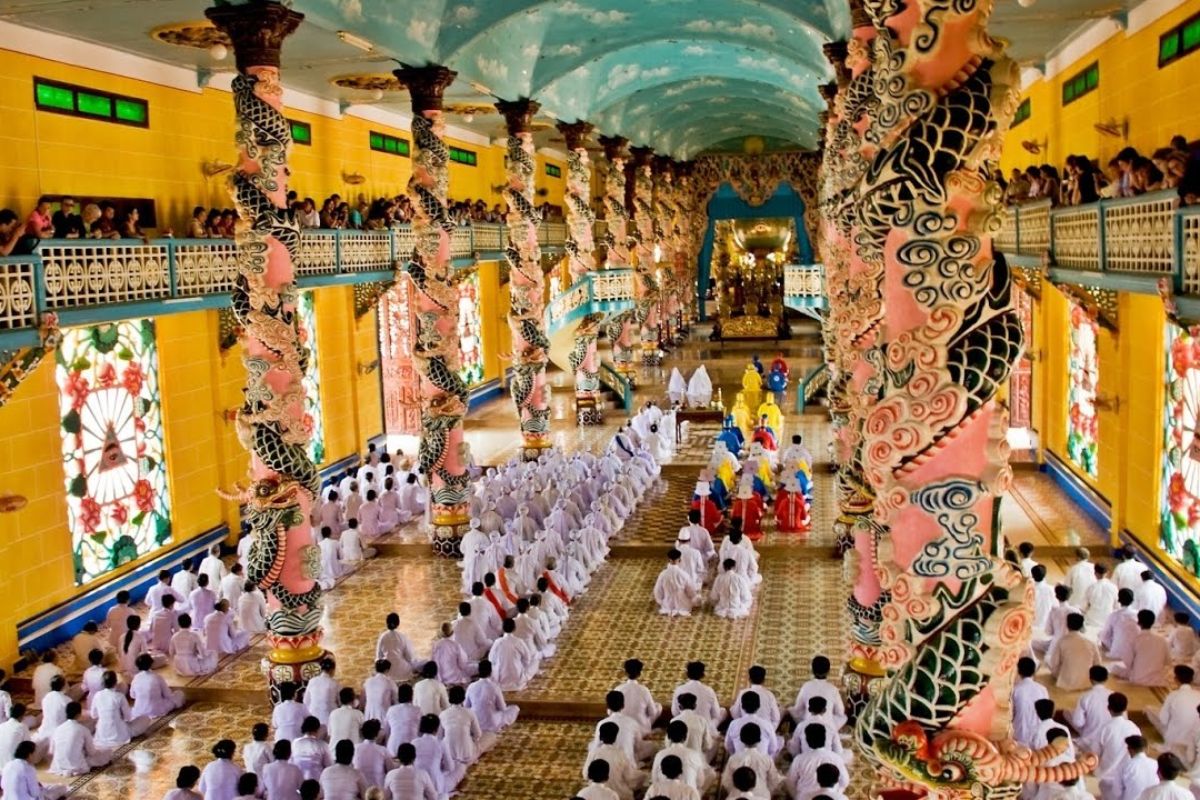 Cao Dai Temple